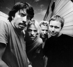 Foo Fighters s nováčky Taylorem Hawkinsem a Franzem Stahlem