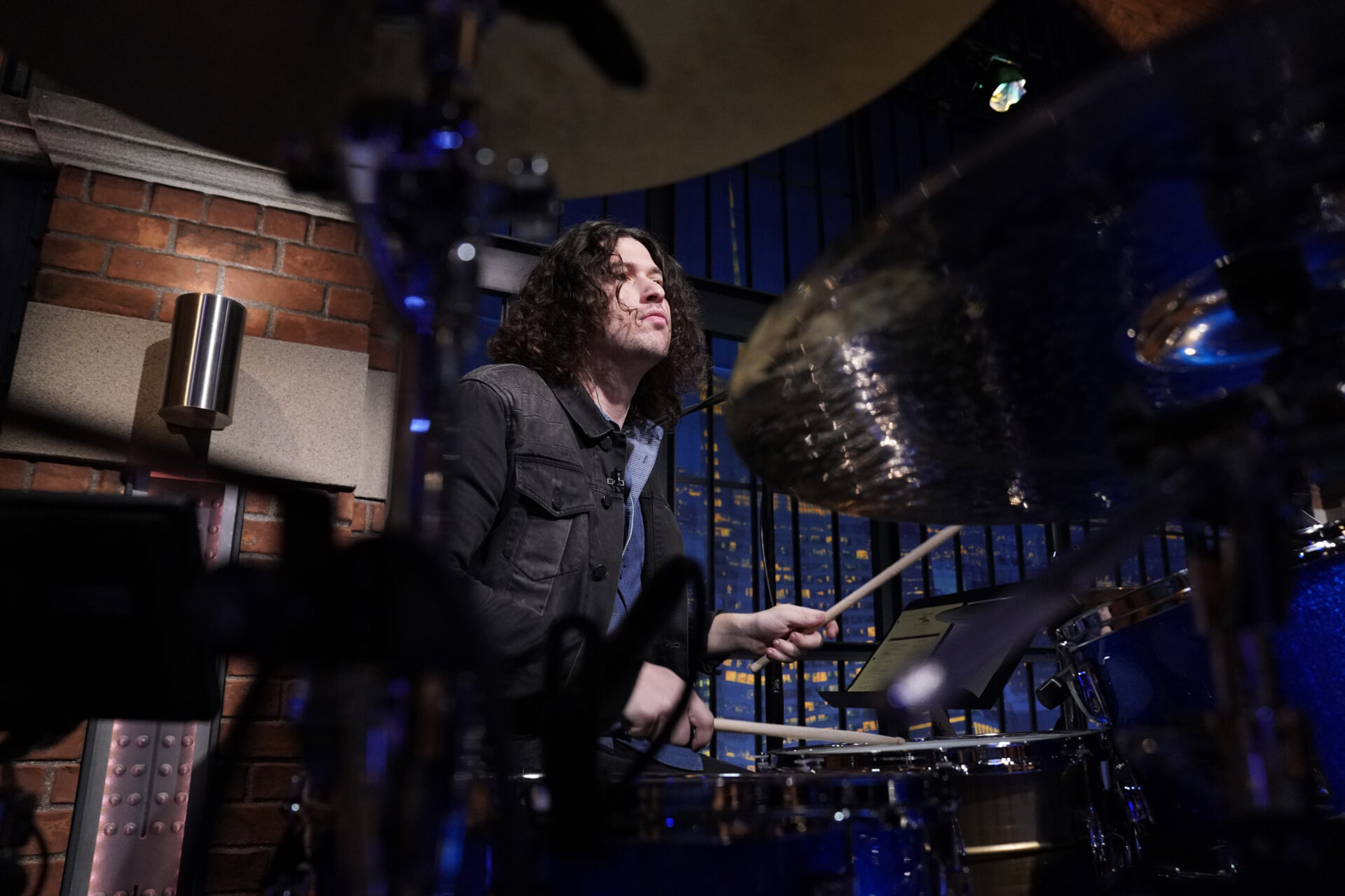 Nový bubeník Foo Fighters Ilan Rubin v roce 2020 (Lloyd Bishop/NBCU Photo Bank)